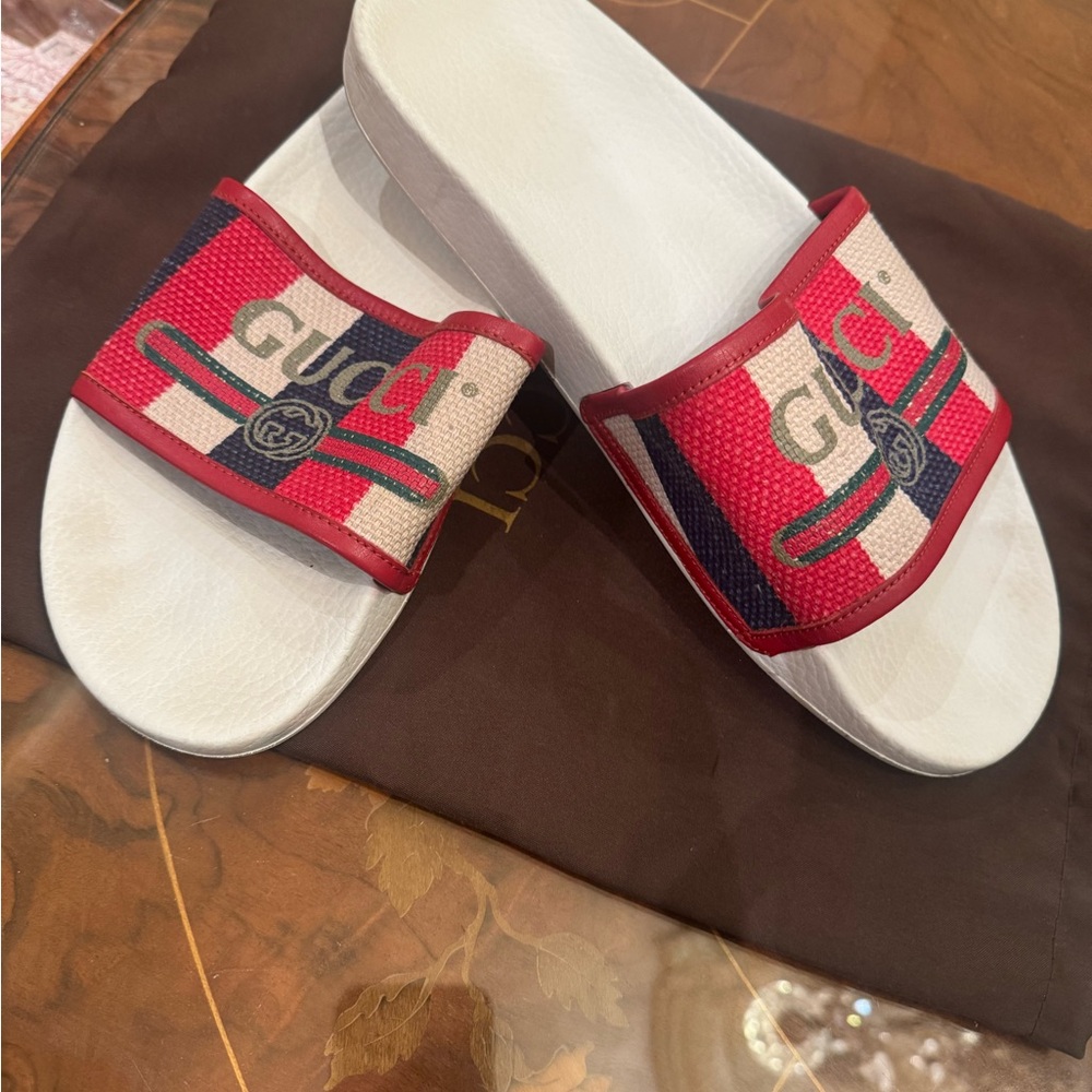 Gucci mens or women’s Red and White Striped Slides sandals Sz 10.5 - Picture 5 of 16